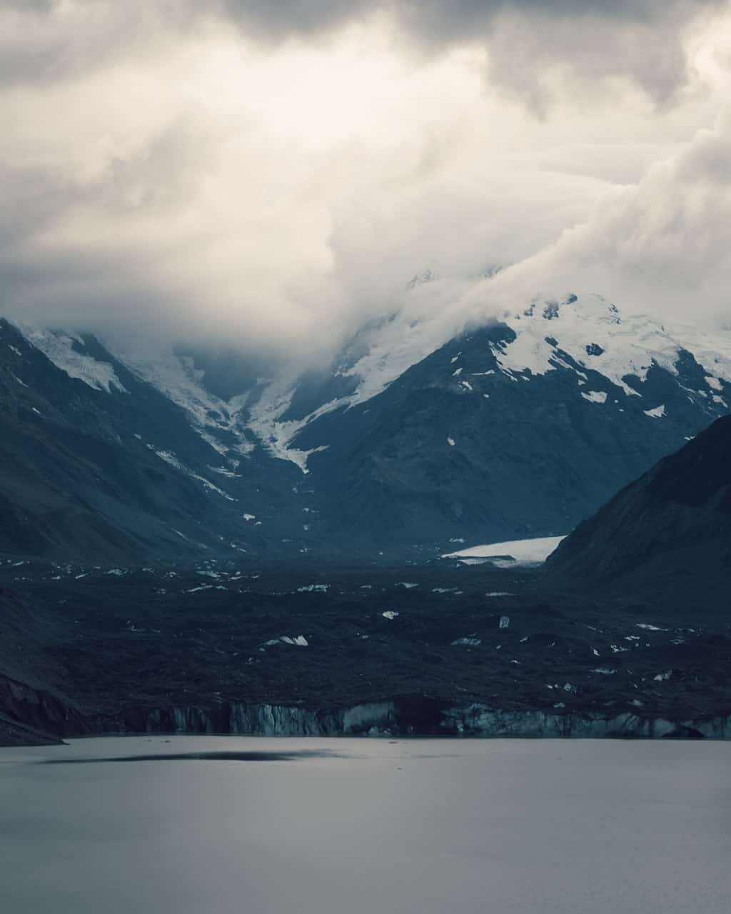 Tasman Glacier Lookout walk in Mt Cook National Park